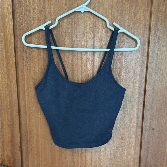 Vuori Halo Performance Crop Blue Tank Top Size M - Picture 1 of 5